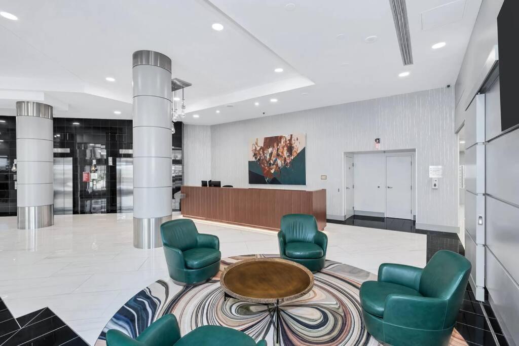 Incredible Apartment With Rooftop In Pentagon City Arlington Buitenkant foto